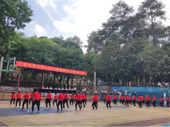 乐天使