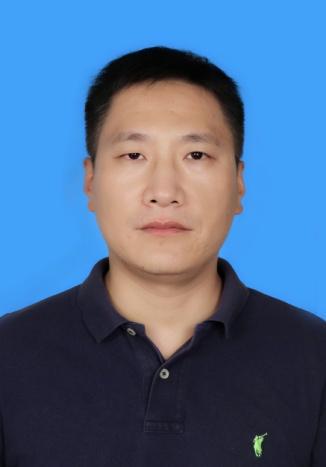 薛广明照片.png